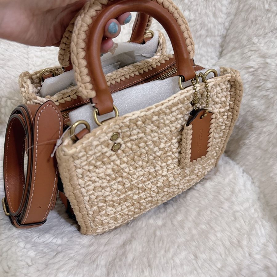 未使用coach Rogue 20針織🧶毛線系列三用包(原價25800元)-51
