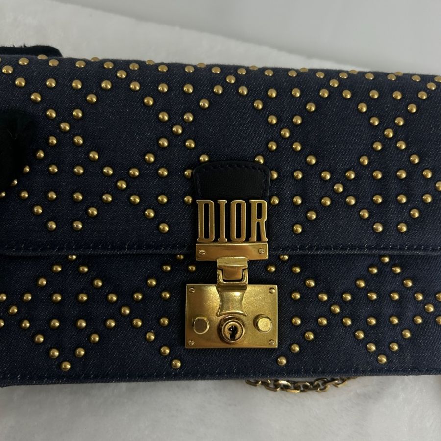 DIOR DIORADDICT 鉚釘款單寧布鏈帶斜背包-2