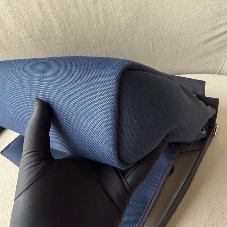 Hermes/愛馬仕herbag messenger39新款橫版海軍藍帆布銀扣b刻 手提斜挎包 配件塵袋-9