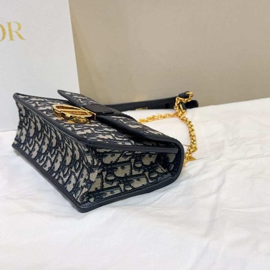 幾乎全新Dior迪奧 新款 小號 老花蒙田30鏈條包 尺寸21*12cm 附件塵袋 保卡 23年編碼-2