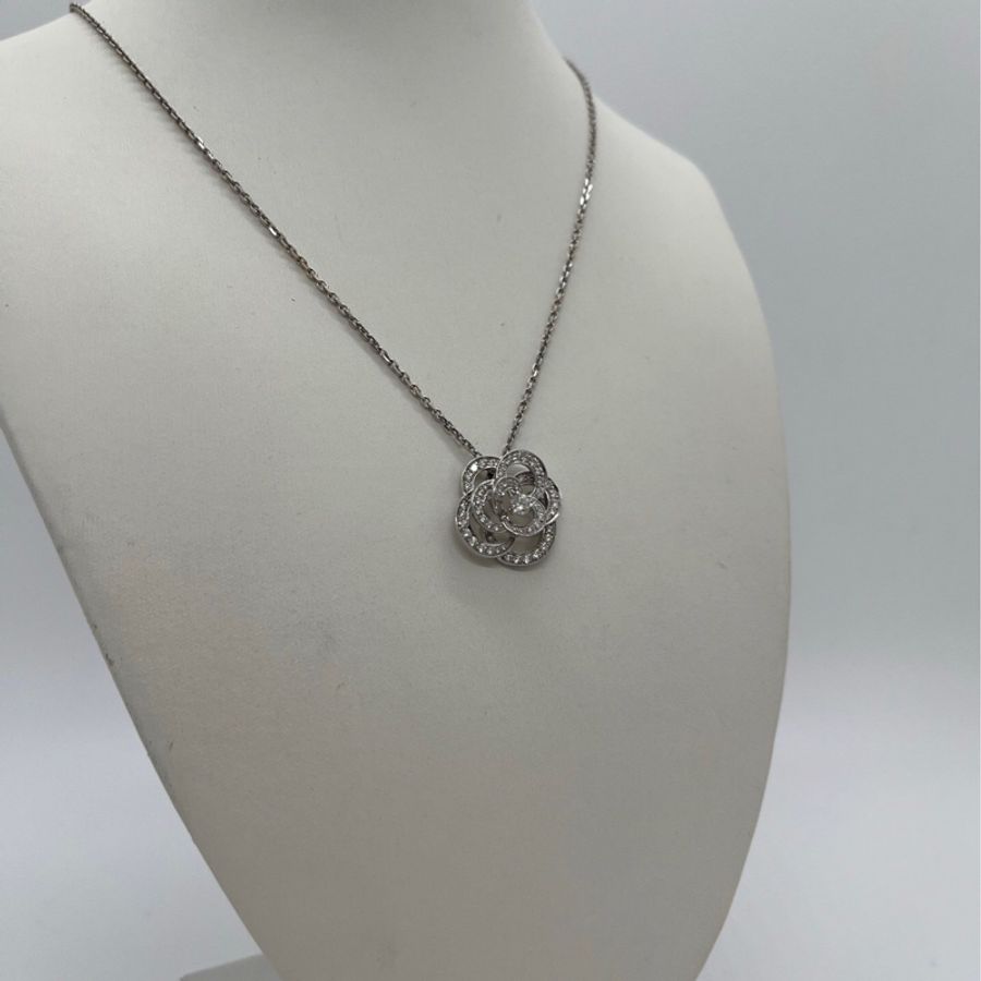 Chanel香奈兒 FIL DE CAMÉLIA系列 白金滿鑽山茶花項鍊,新版刻字-1