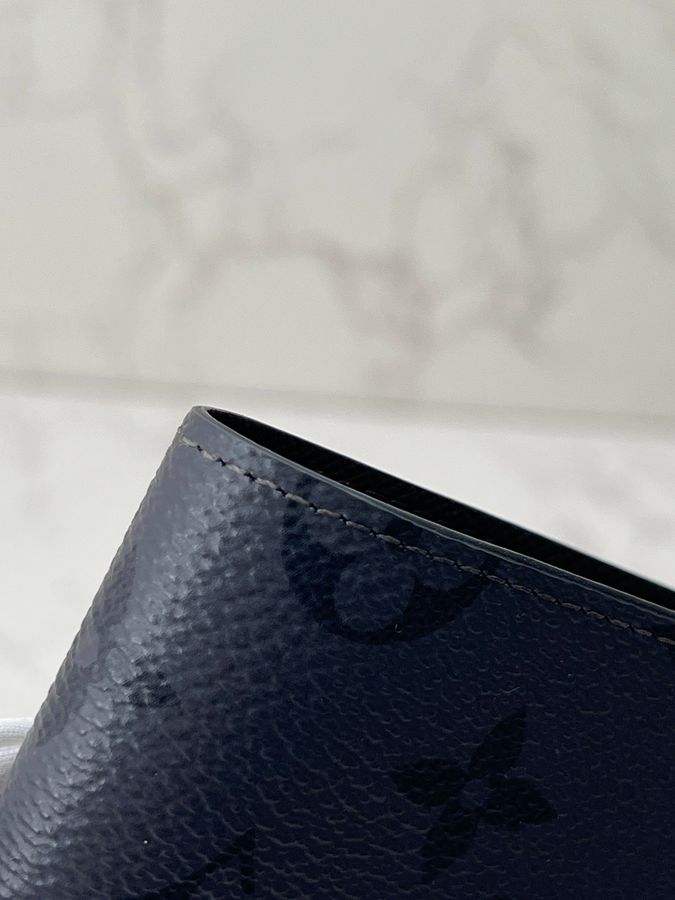 香緹國際精品 LV 對折短夾 973-1