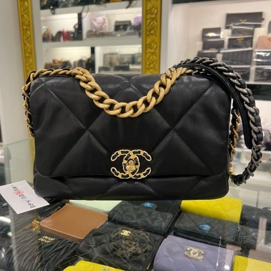 東區正精品㊣CHANEL 19 AS1160香奈兒黑色大菱格紋小羊皮金銀鍊肩背包手提包小號 26CM RZ6421-0