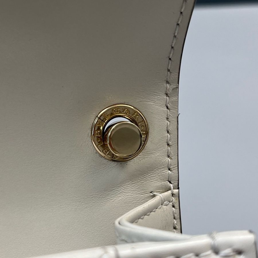 Bvlgari 寶格麗 蛇頭鏈條包 牛皮白色-21