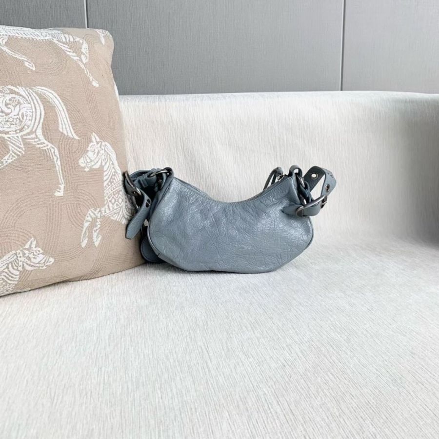 Balenciaga Le Cagole 機車餃子包xs碼 藍色 25*15*6 9新 配件塵袋 子包 鏡子-3