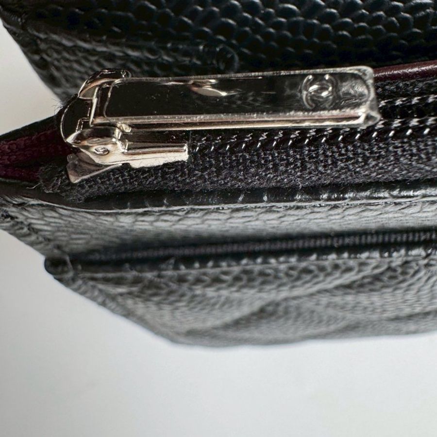 ✨全新商品✨全配 Chanel 黑色銀釦WOC-10