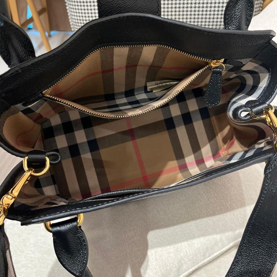 Burberry medium buckle tote bag-5