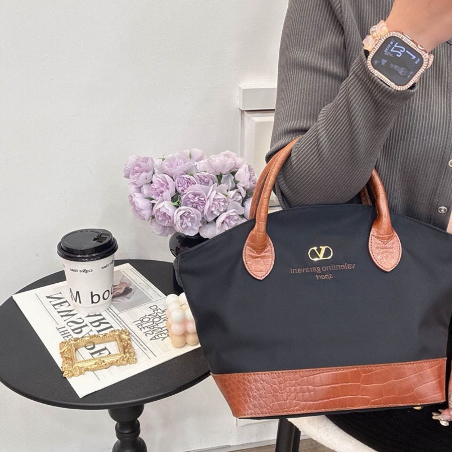 【赫蒂國際精品】Valentino 范倫鐵諾 復古手提袋 vintage-1
