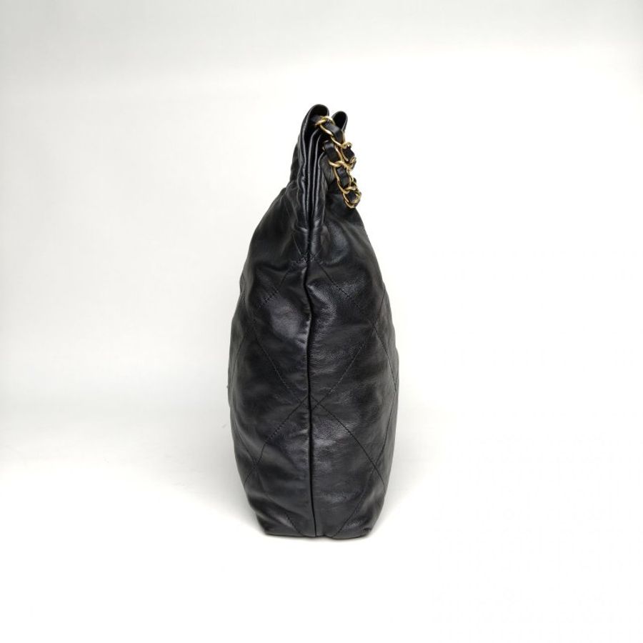 CHANEL 22BagTote托特包中號黑色牛皮晶片金扣肩背包-1