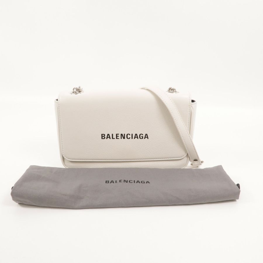 BALENCIAGA 牛皮皮革Everyday鏈帶肩背袋-9
