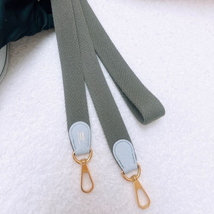 Hermes mini evelyne 伊芙琳聖杯藍金釦 Z-11