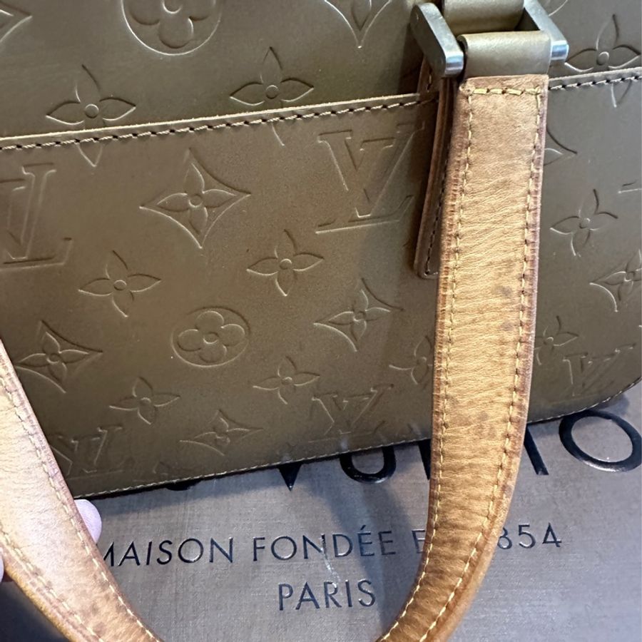 Louis Vuitton Shelton-14