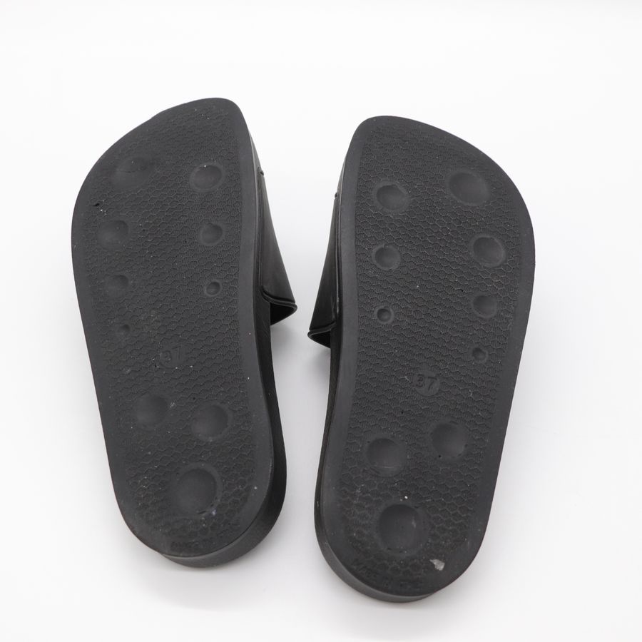 Giuseppe Zanotti Brett signature-embellished leather sandals-8