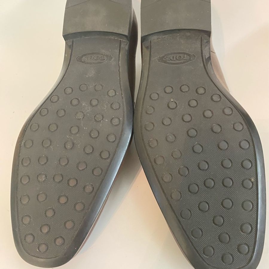Tods 皮鞋 UK 7.5-6