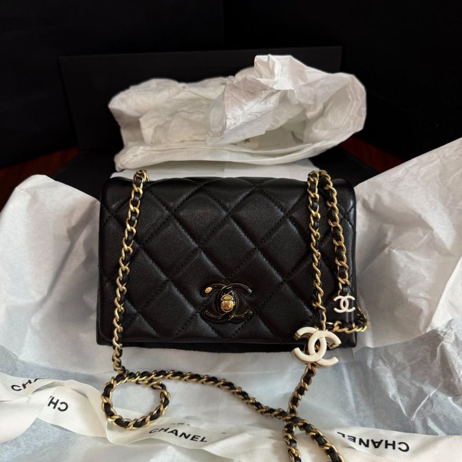 近新品 香奈兒/Chanel 黑金方胖子菱格羊皮白色琺瑯調節扣皮穿鏈斜挎包-0