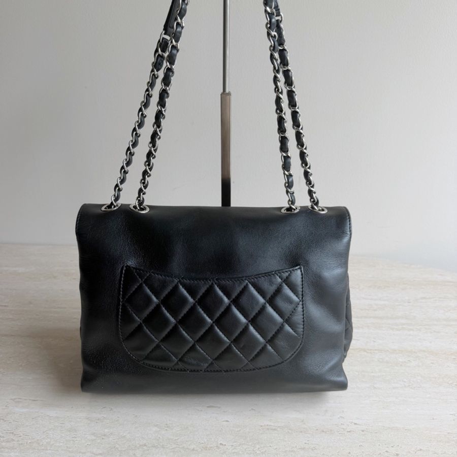 Chanel香奈兒黑銀牛皮風琴口蓋包+21開 底長29cm 無附件-9
