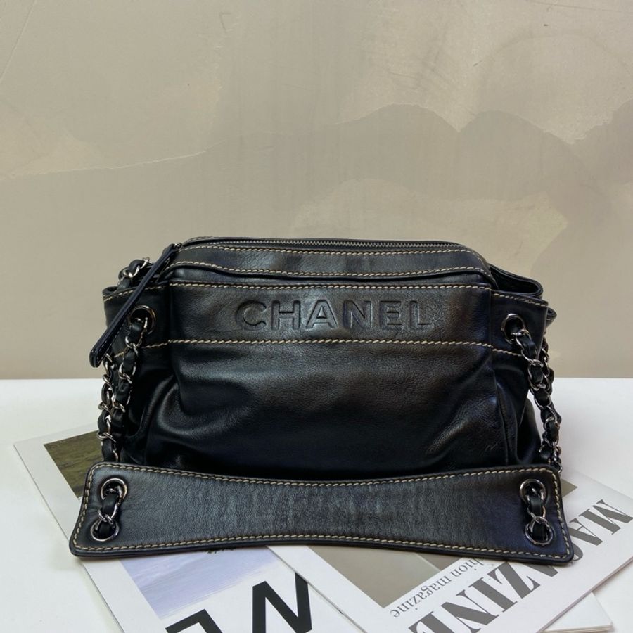 CHANEL香奈兒中古機車包黑色機車包黑銀鏈條單肩包 三角包型-0