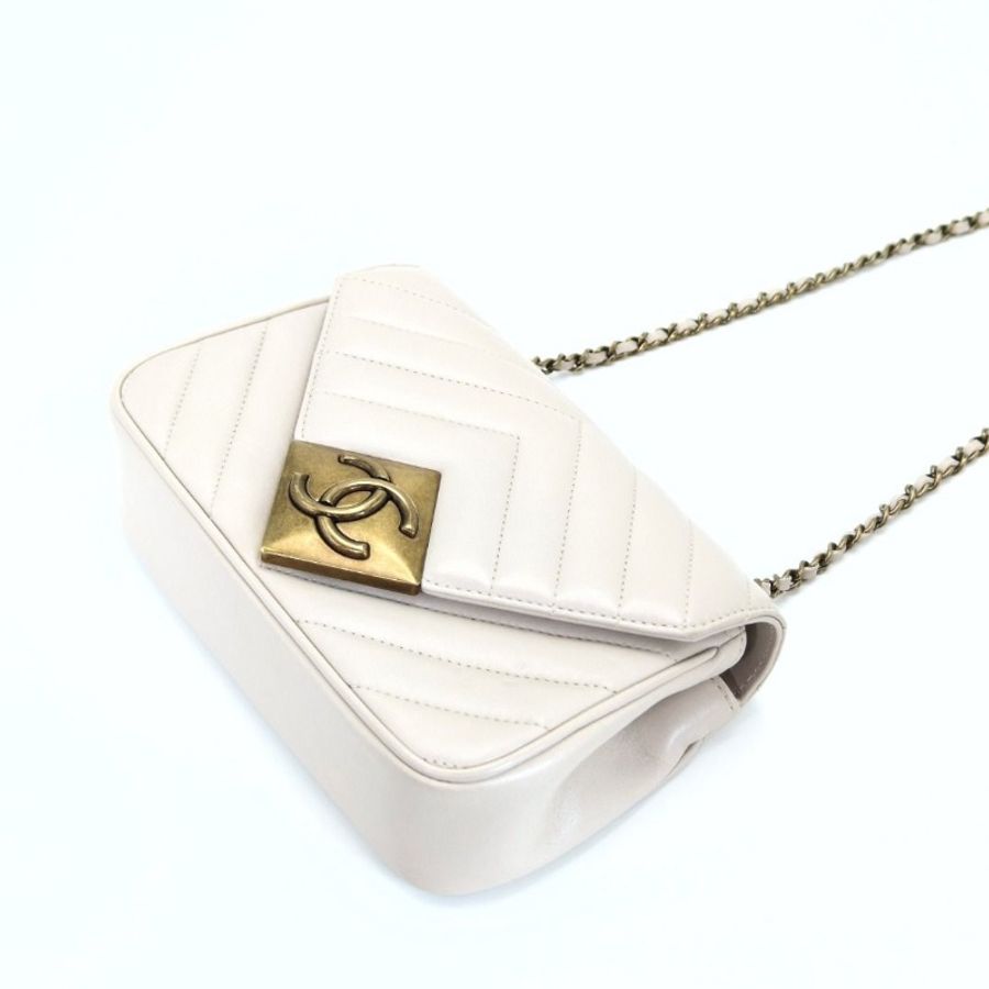 CHANEL 限量款V紋肩背斜背信封包 20*13*5 95新 配件塵袋 購證 保卡-5