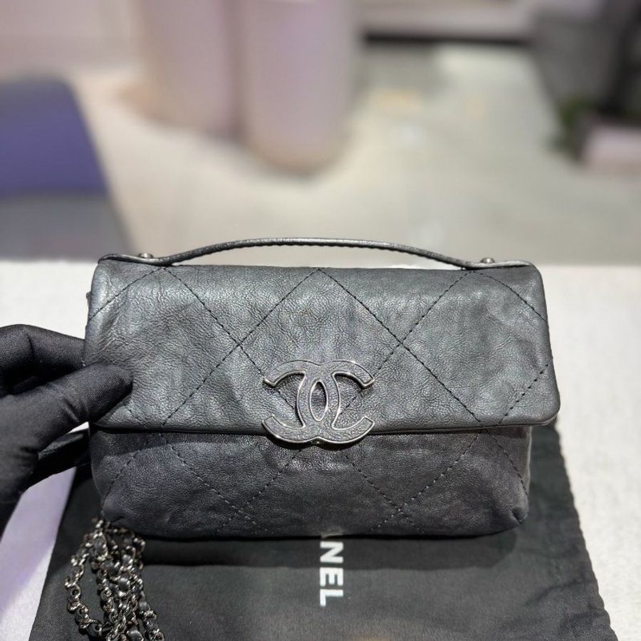 香奈兒/Chanel 黑銀牛皮大logo信封包 經典大菱格紋 手提斜背包-0