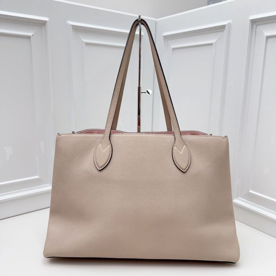 芯片款 路易威登/Louis Vuitton Lockme Shopper 淺杏/奶杏色托特包-1