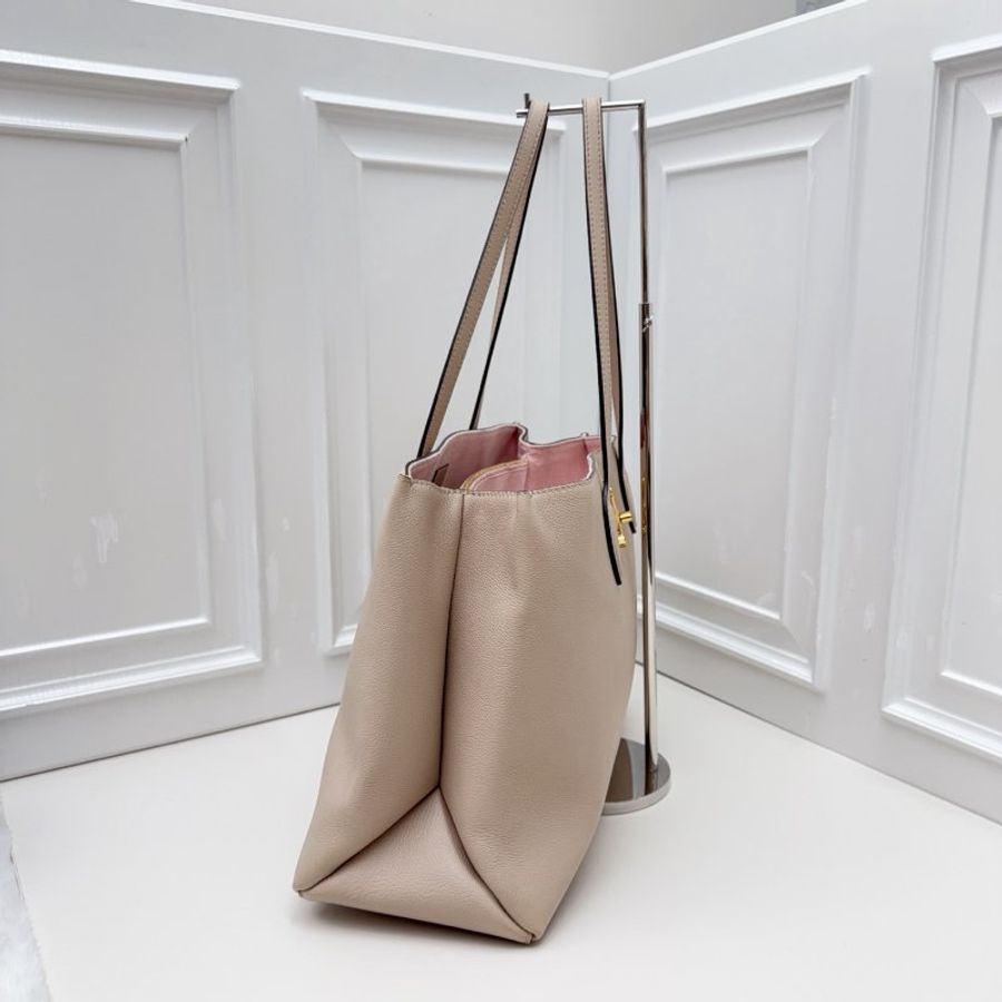 芯片款 路易威登/Louis Vuitton Lockme Shopper 淺杏/奶杏色托特包-3