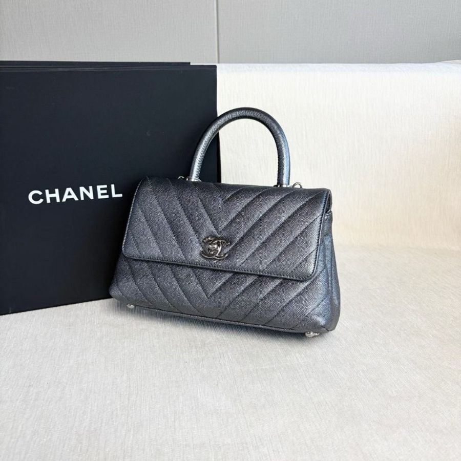 Chanel V紋Cocohandle小號 深灰色 銀扣 荔枝皮 22*14*8 95新 配件肩帶 盒子 塵袋-2