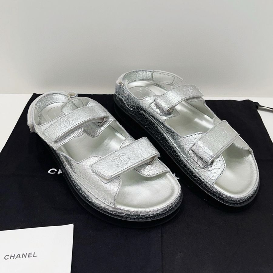 Chanel香奈兒 飛機場走秀款銀色魔術貼涼鞋 全新未使用39.5碼-2