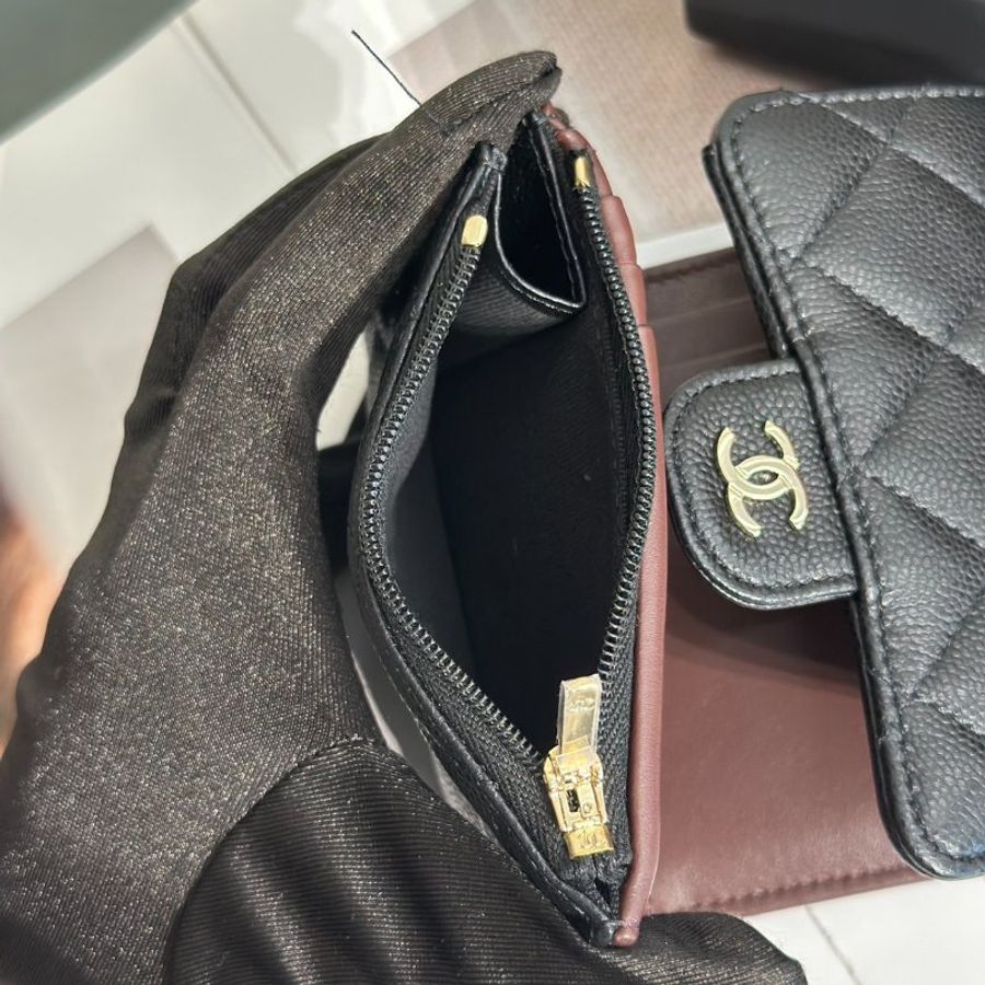 CHANEL 經典口蓋拉鍊零錢袋三折短夾 - 黑金-5