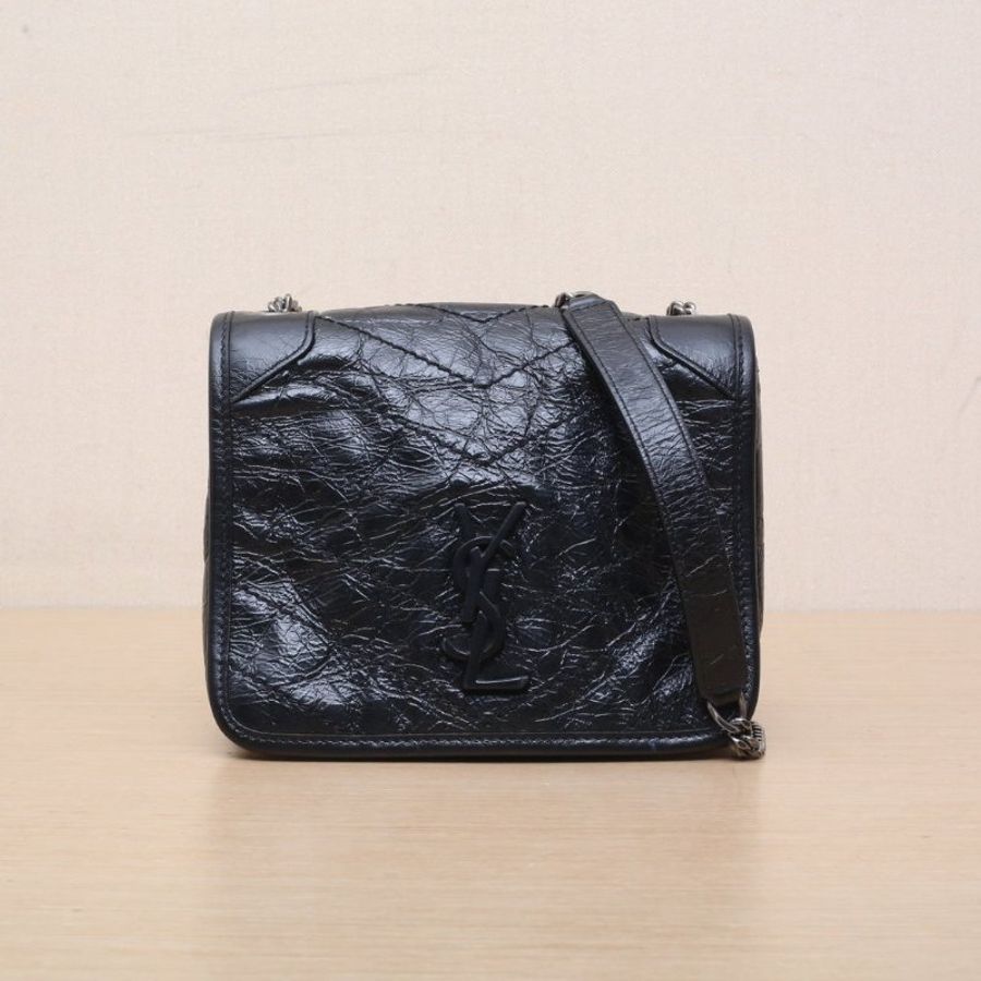 SAINT LAURENT NikibabyMini19D扣黑色牛皮黑扣肩背包-1
