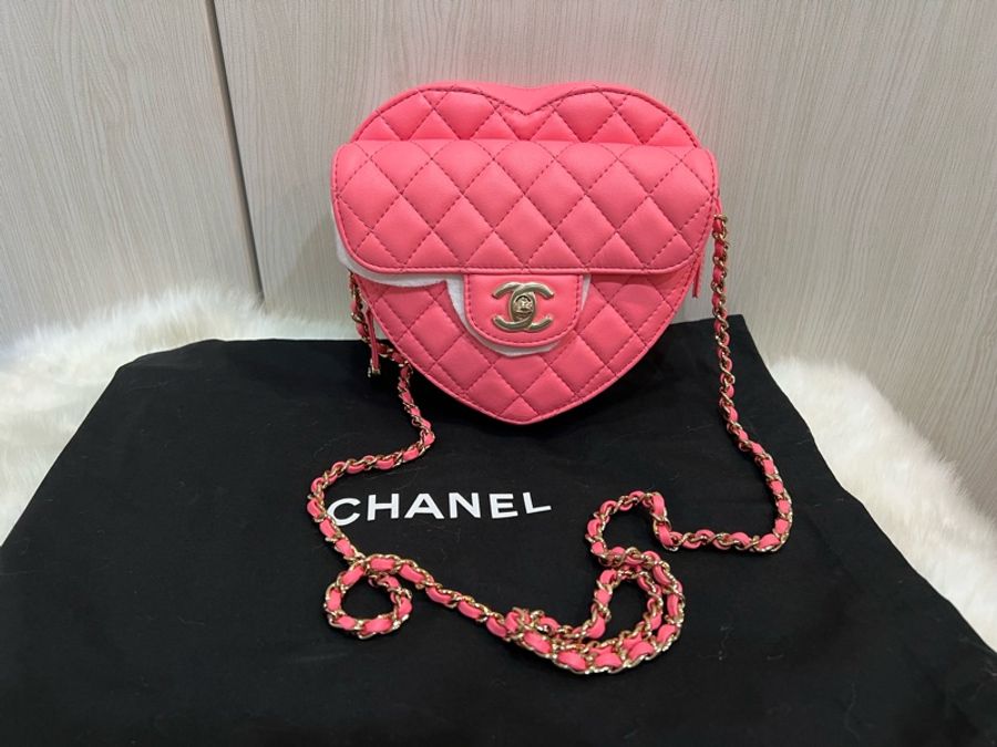 Chanel 芯片款粉色愛心包大號(全新收藏品)-0