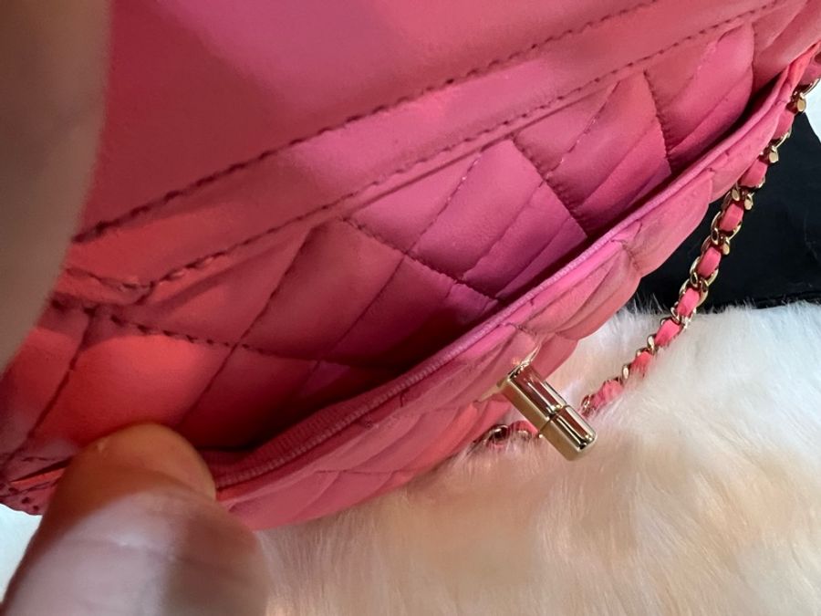 Chanel 芯片款粉色愛心包大號(全新收藏品)-5