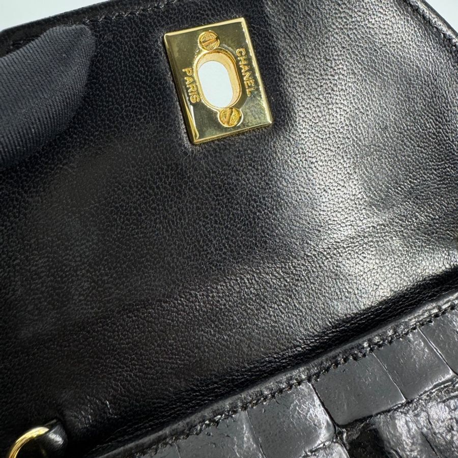 Chanel Vintage 89-91 Black Crocodile Octagon Flap Bag with Gold-tone Hardware-16