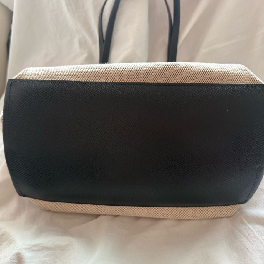 Longchamp Essential Large Tote Bag-3