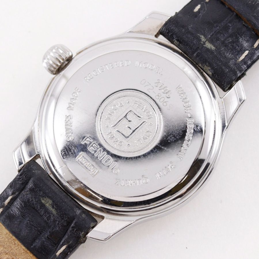 Fendi Olologi 女士腕錶,210L 不鏽鋼 x 皮革錶帶,石英模擬,黑色錶盤,女款。-7