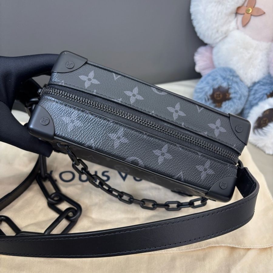 Louis Vuitton 路易威登 黑武士soft trunk盒子包 芯片款 附件:塵袋-9