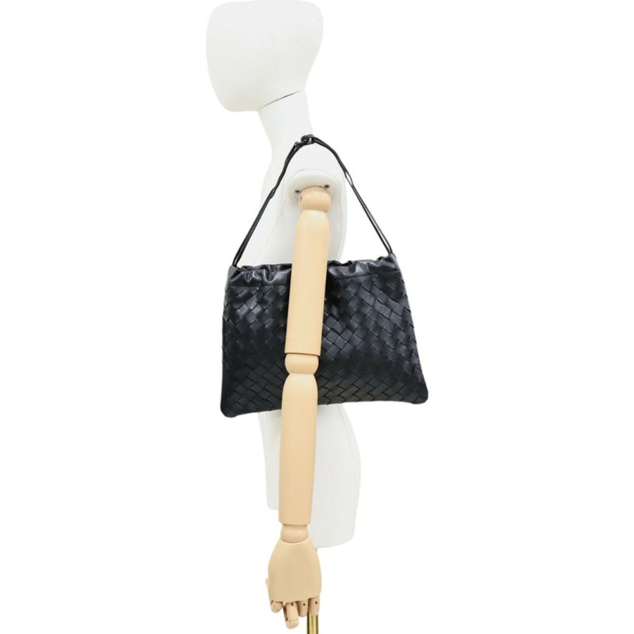 Dustbag 肩背包 黑色 編織羊皮【BOTTEGA VENETA BV 寶緹嘉】 796728-6
