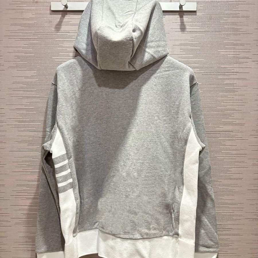💎Han's house精品服飾💎Thom Browne TB 連帽外套 日本製 原價36700-5