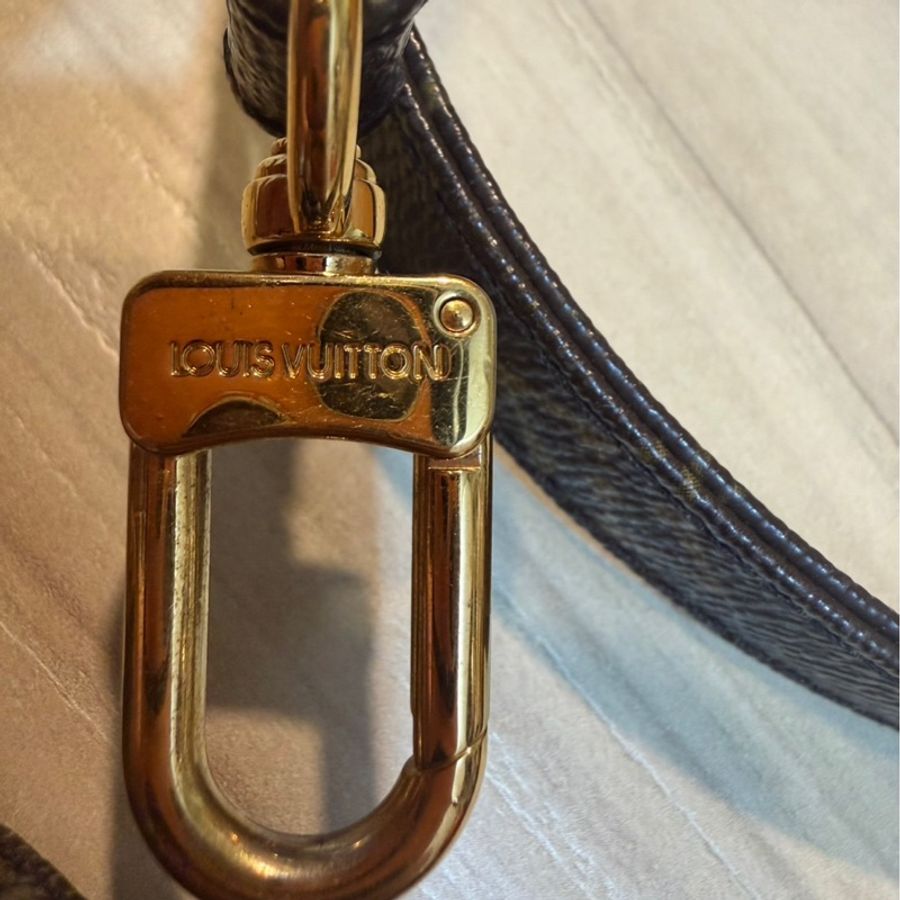 Lv 背帶-2