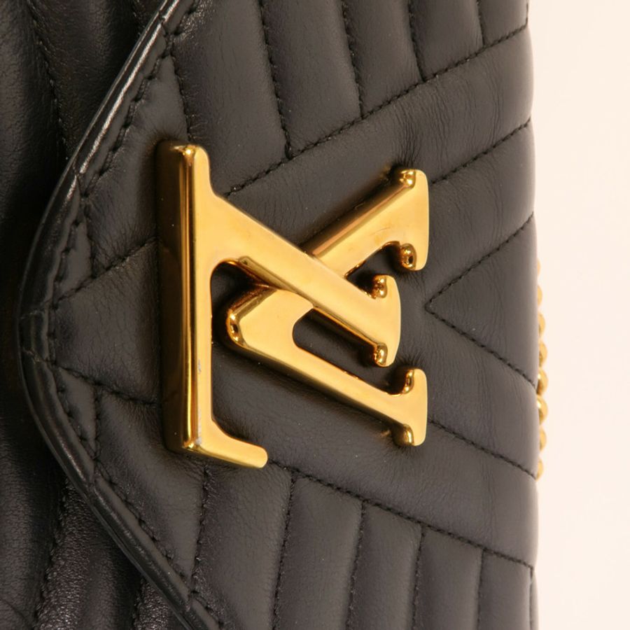LOUIS VUITTON 牛皮皮革New Wave MM肩背袋-6