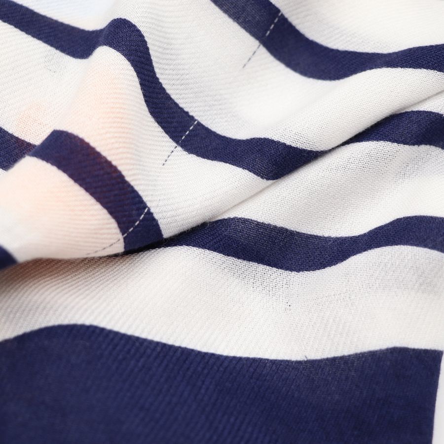 KATE SPADE NEWYORK 凱特絲蓓 Percy on a Stripe 條紋 色調紡織 鵜鶘貼飾 長形 絲巾-6