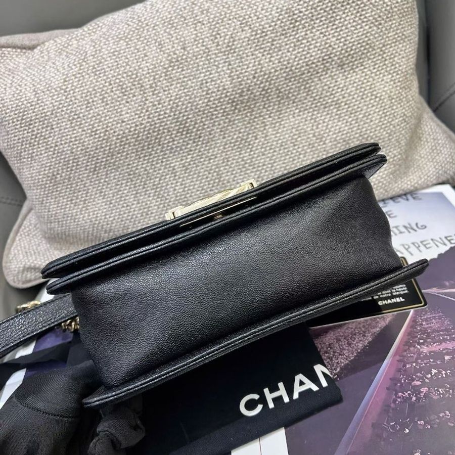 近新品 香奈兒/Chanel LEBOY小號v紋 荔枝紋牛皮-7