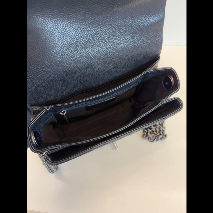 Chanel mini square
黑銀荔枝牛皮-7