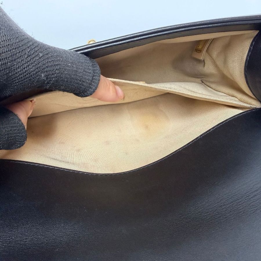 Chanel Leboy medium 
特別版 黑金經典顏色-12