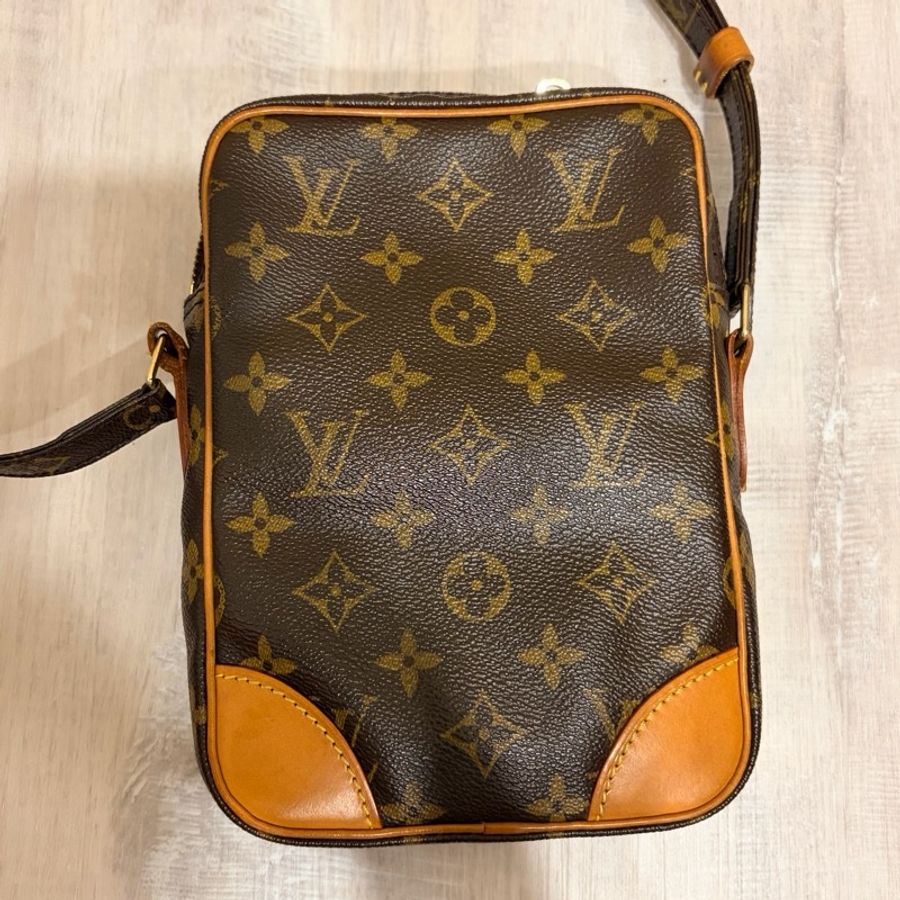 LV 相機包-5