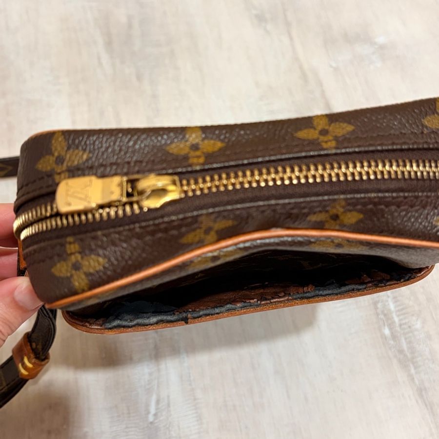 LV 相機包-16