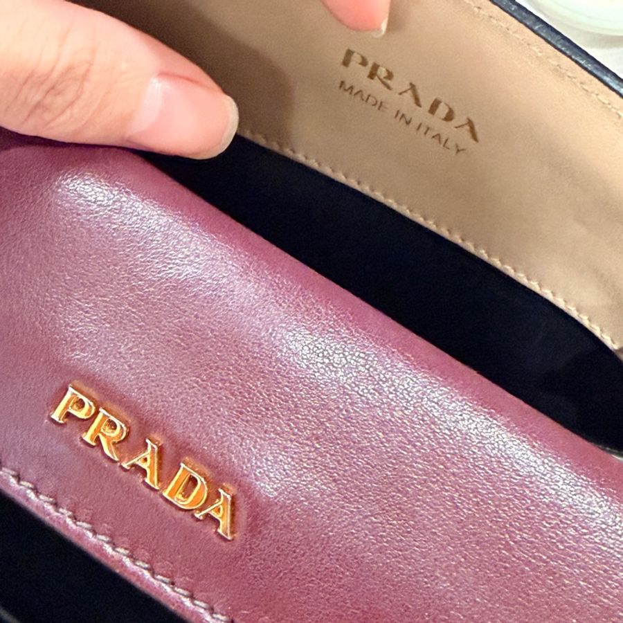 Prada 皮革 硬挺粉藕色 氣質名媛 手提包 肩背包 大容量 上班族 約會必備-4