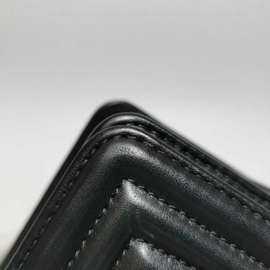 Chanel Leboy 經典款小號牛皮菱格絎縫方形雙C鎖扣斜背包單肩包-19