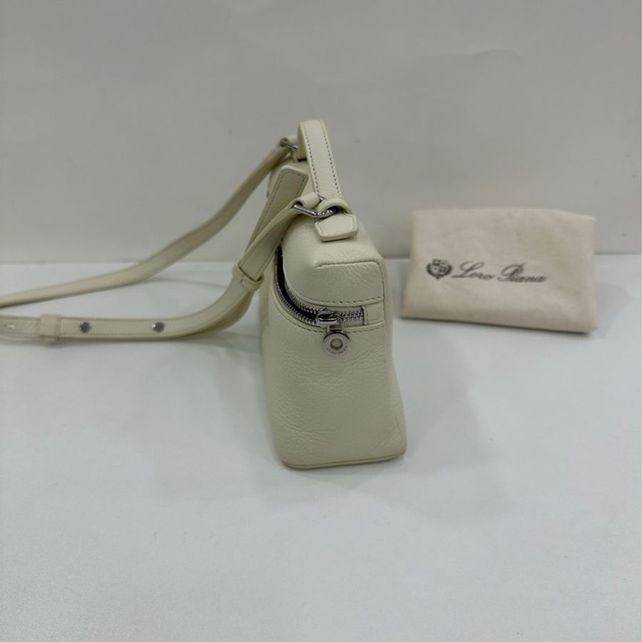 Loro Piana ExtraPocket LP白銀飯盒包 L19 拉鍊開合 粒面小牛皮 單肩手提包-3
