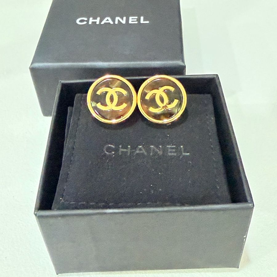 Chanel淡水琥珀耳環-4