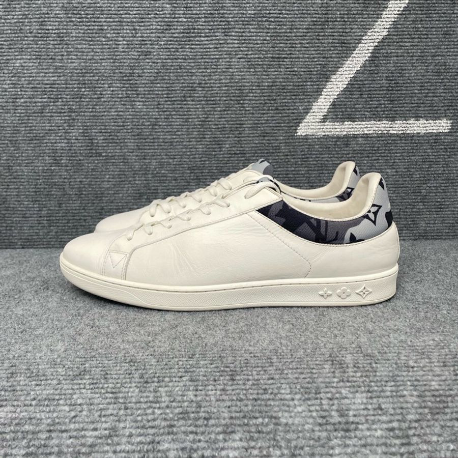 Louis Vuitton 路易威登 白色皮面老花板鞋42碼🧡-0